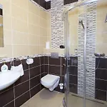 Agancsos Panzio 4* Villány