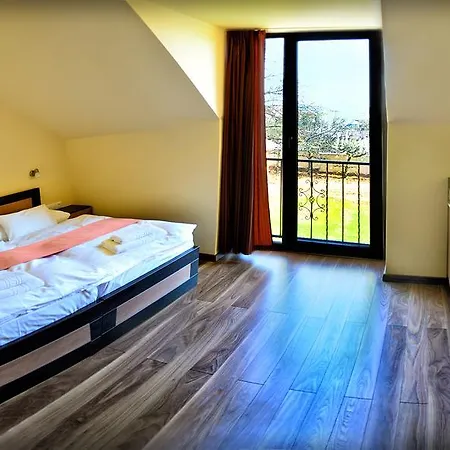 B&B Agancsos Panzio 빌라니